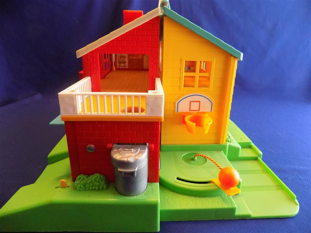 Fisher Price Little People Neighborhood House Set #2551 mint in box picture 10998