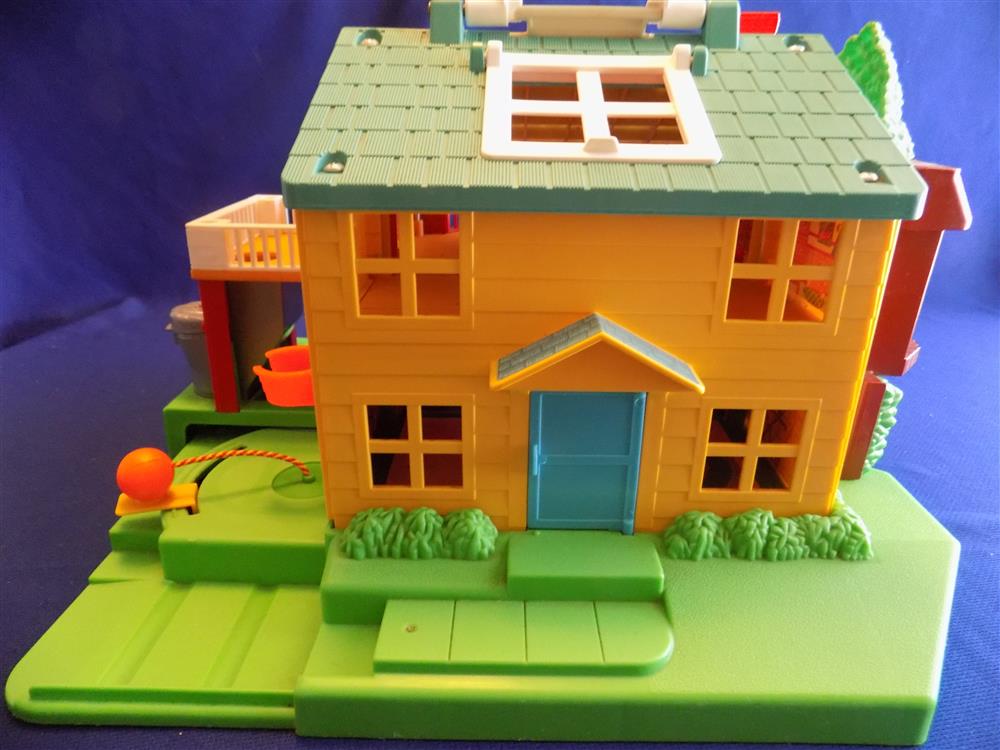 Fisher Price Little People Neighborhood House Set #2551 mint in box picture 10999