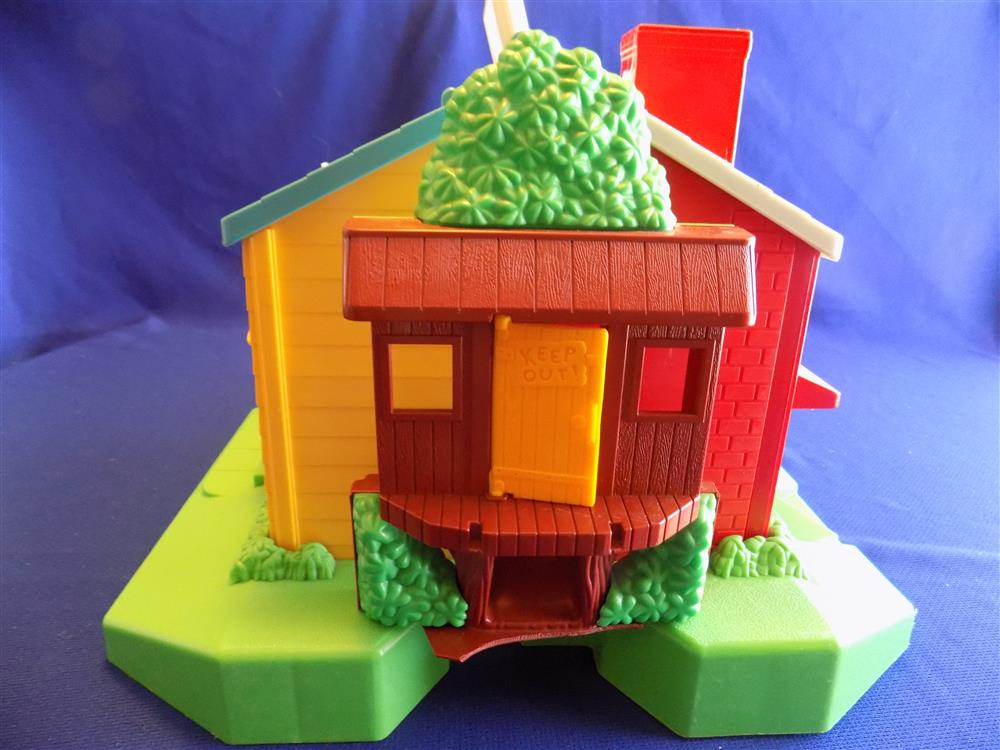 Fisher Price Little People Neighborhood House Set #2551 mint in box picture 11000