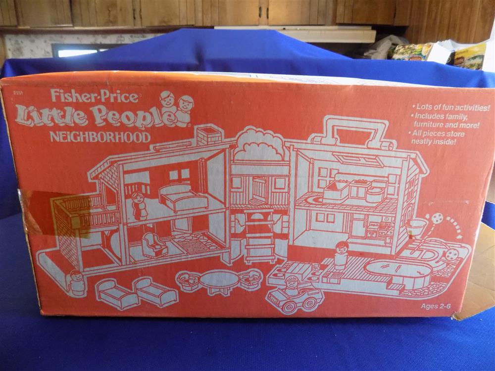 Fisher Price Little People Neighborhood House Set #2551 mint in box picture 11003