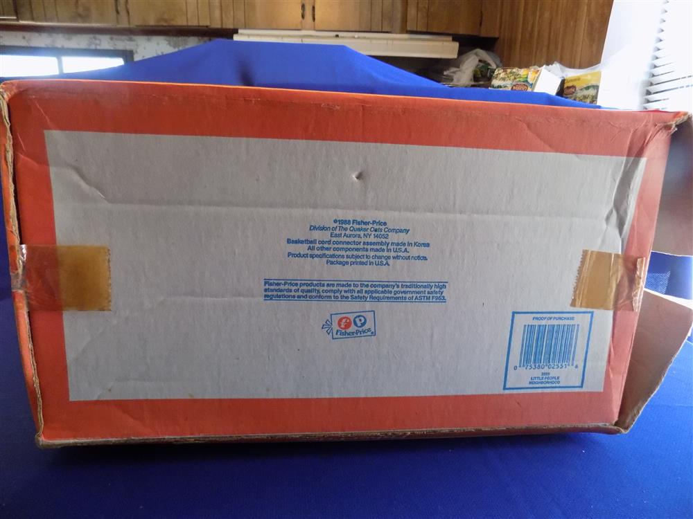 Fisher Price Little People Neighborhood House Set #2551 mint in box picture 11004