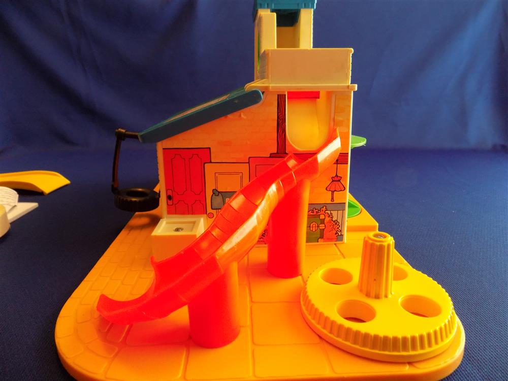 Fisher Price Sesame Street Clubhouse #937 Complete picture 11028