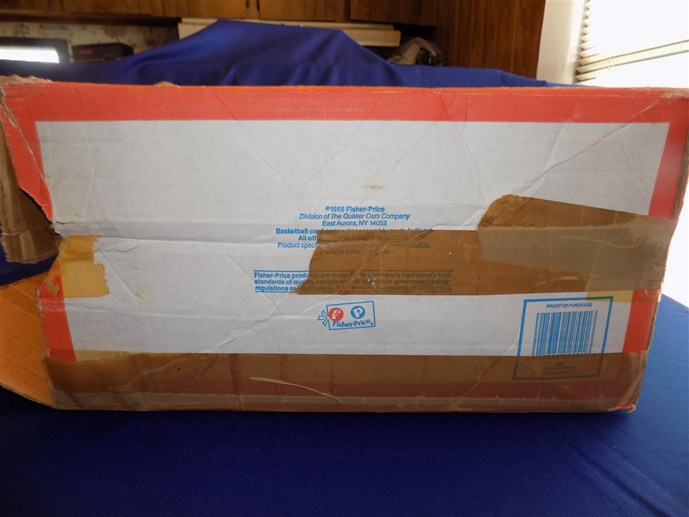 Fisher Price Little People Neighborhood House #2551 complete in box picture 9934
