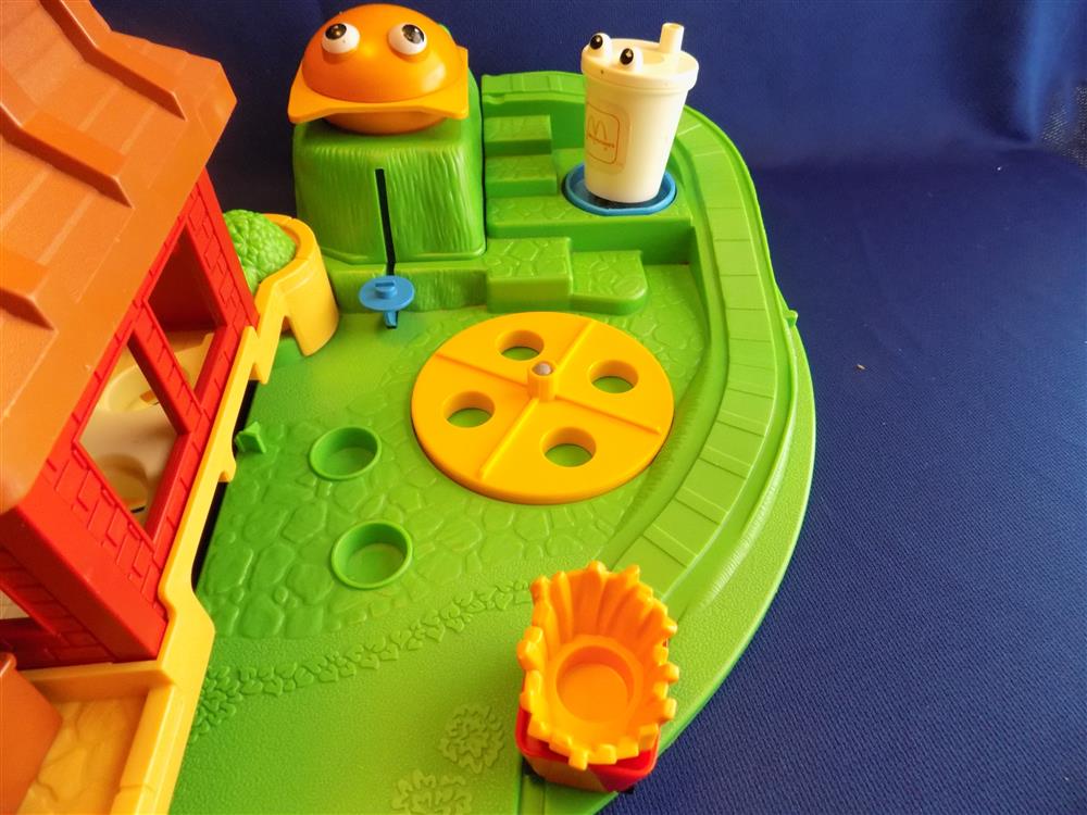 Fisher Price Little People McDonalds Restaurant #2552 Complete picture 10899