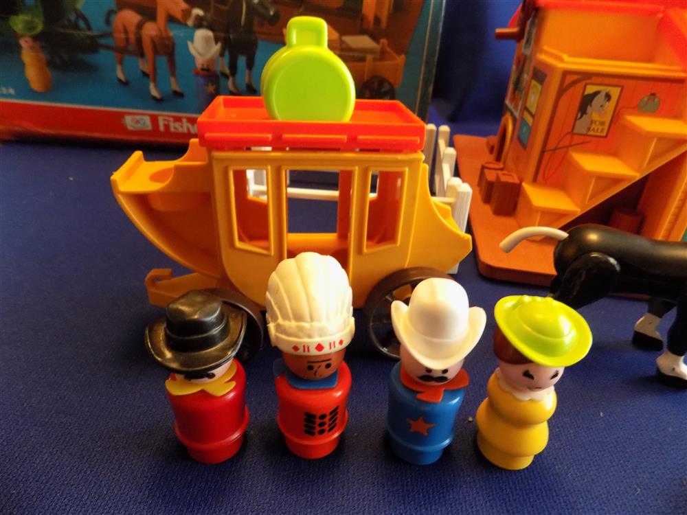 Fisher Price Little People Western Town #934 Complete in Box Near mint vintage set picture 10906