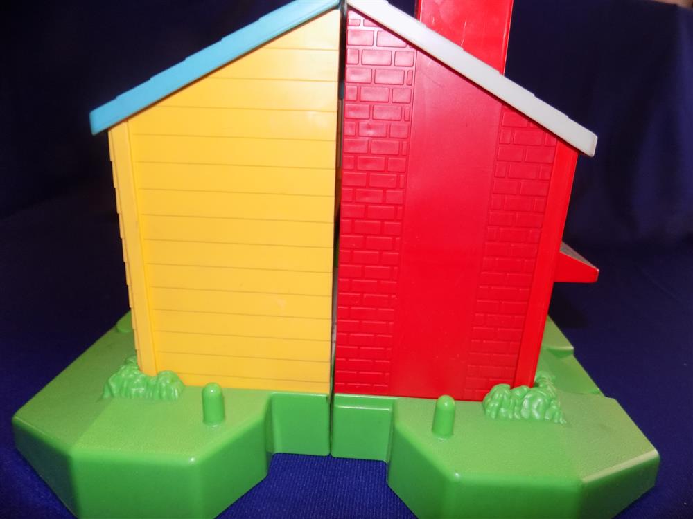Fisher Price Little People #2551 Neighborhood House Complete in Box picture 10934