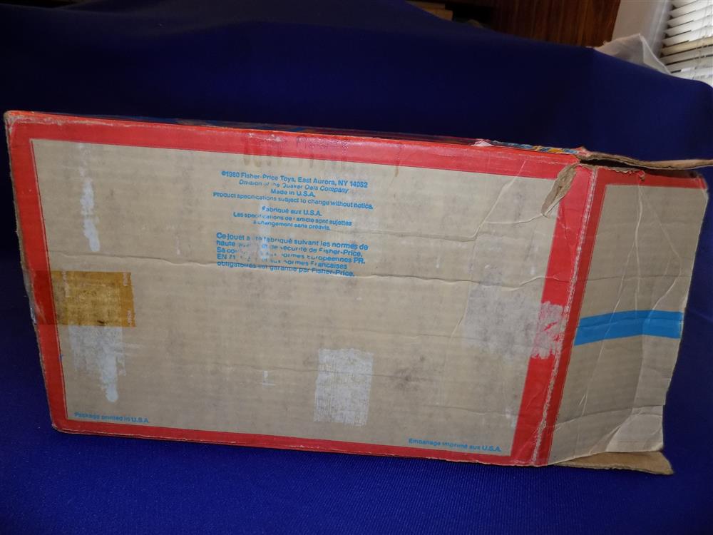Fisher Price Little People Fire Station #928 Mint in Box  picture 23580