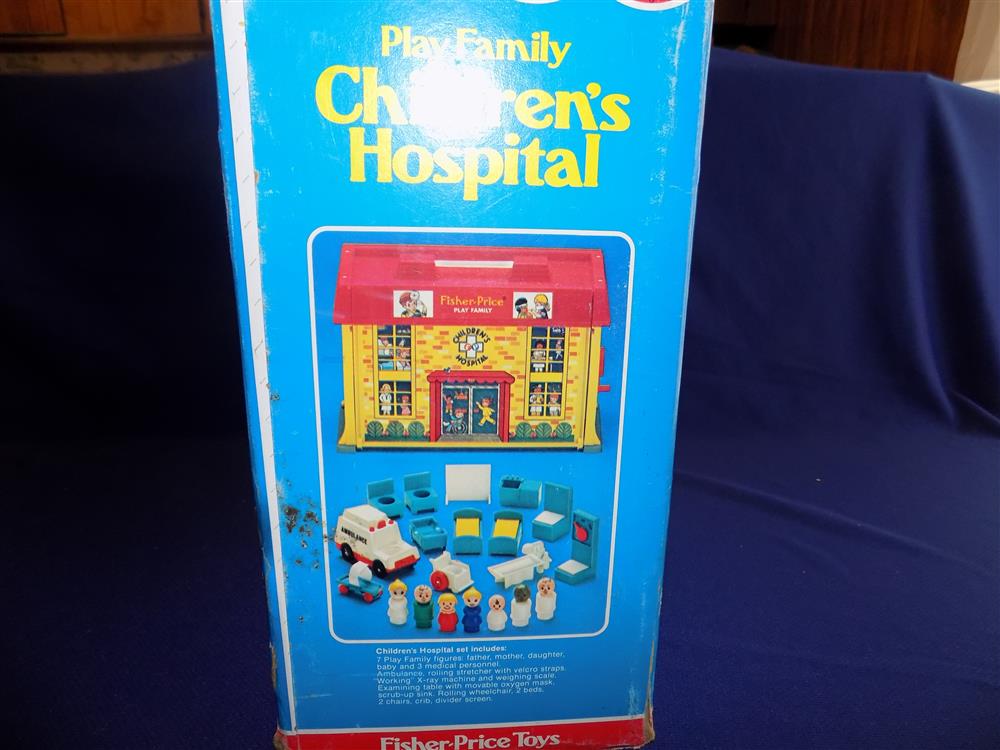 Fisher Price Little People Play Family Childrens Hospital #931 - Near Mint in Box picture 12067