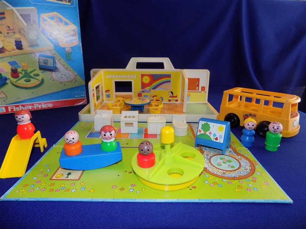 Fisher Price Little People Nursery School #929 Excellent in Box picture 14077