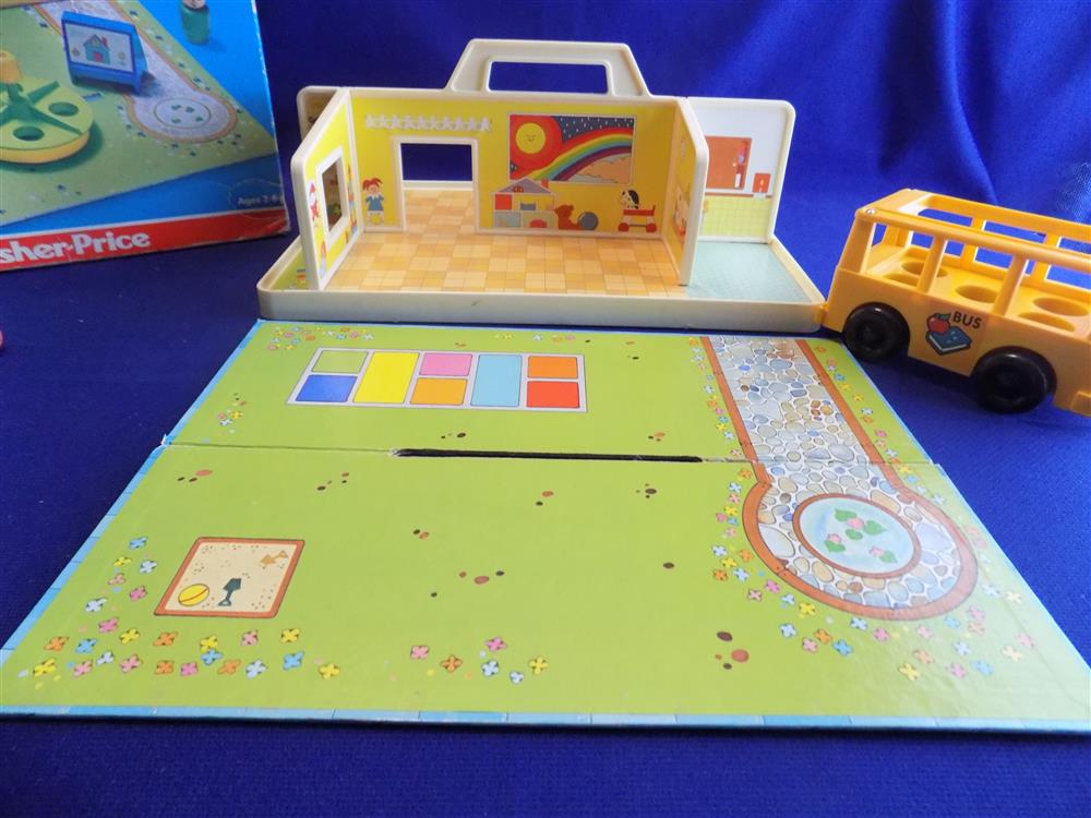 Fisher Price Little People Nursery School #929 Excellent in Box picture 14080