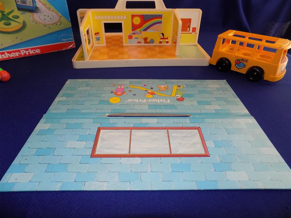 Fisher Price Little People Nursery School #929 Excellent in Box picture 14081