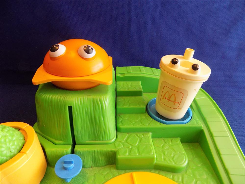 Fisher Price Little People McDonalds Set #2552 Near mint complete set picture 16172