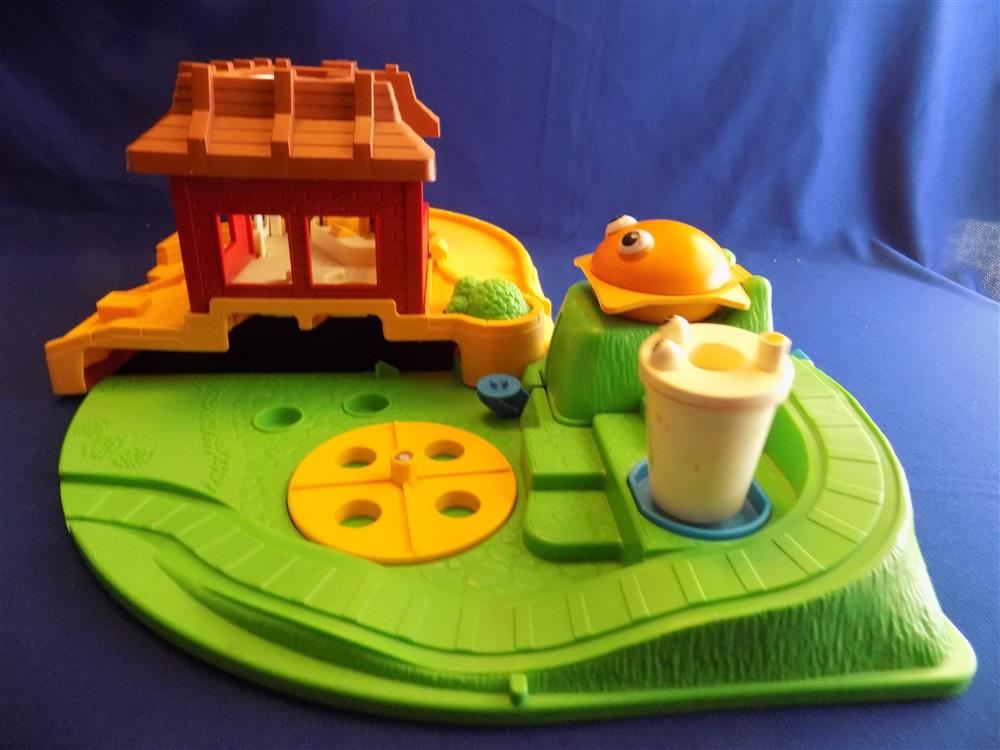 Fisher Price Little People McDonalds Set #2552 Near mint complete set picture 16175