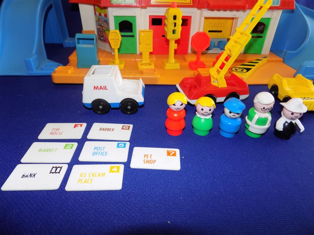 Fisher Price Little People Main Street Village #2500 picture 16185