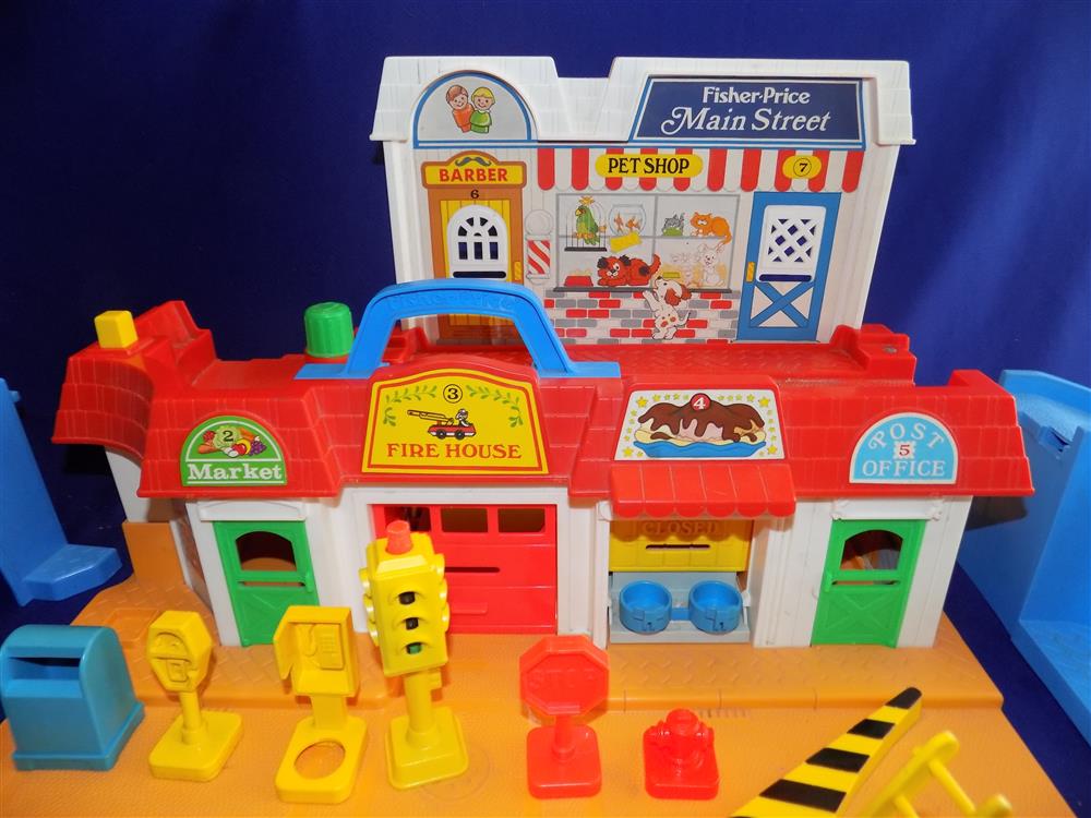Fisher Price Little People Main Street Village #2500 picture 16188