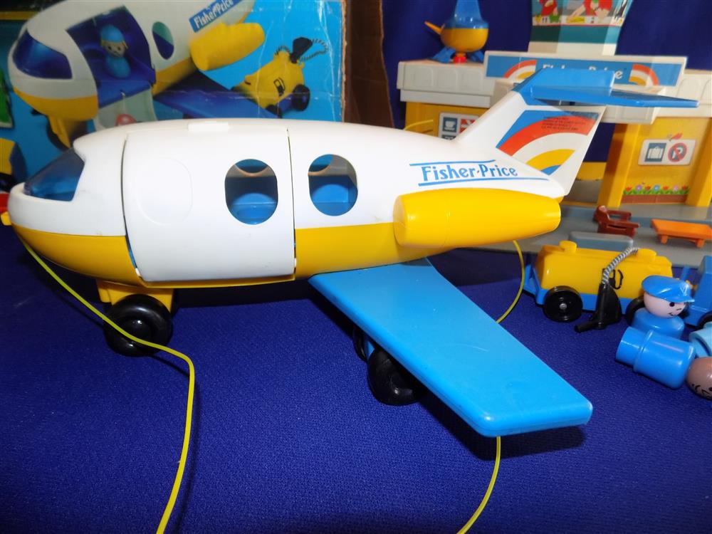 Fisher Price Little People Jetport Airport #933 Complete picture 11036