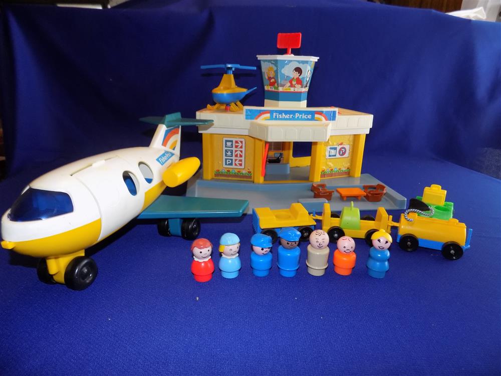 Fisher Price Little People Play Family Jetport #933 Vintage   picture 16195