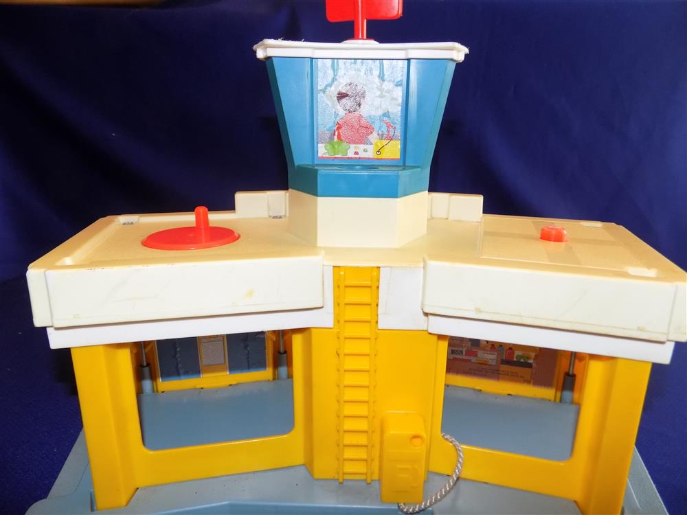 Fisher Price Little People Play Family Jetport #933 Vintage   picture 16200