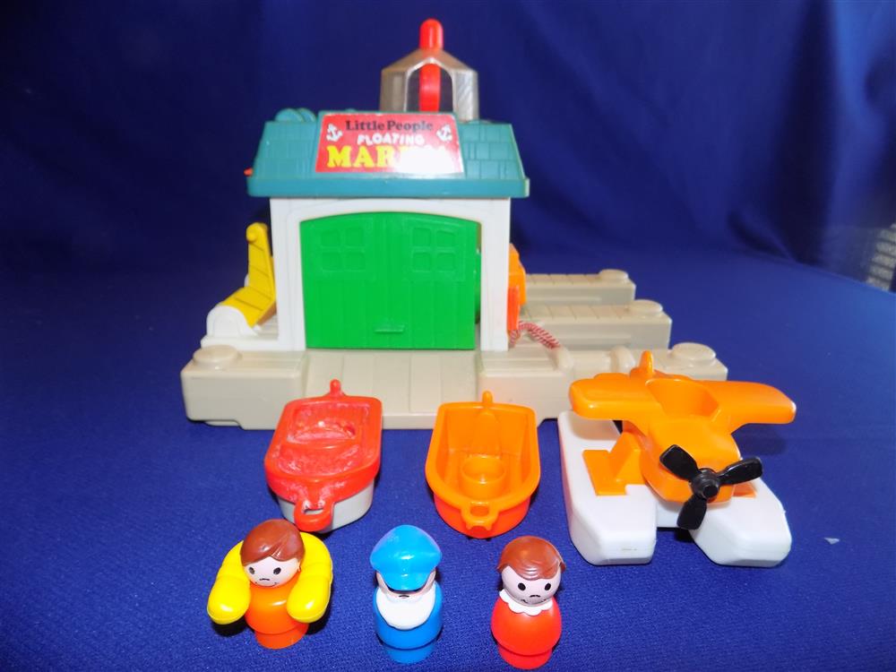 Fisher Price Little People Marina #2582 Vintage picture 13073