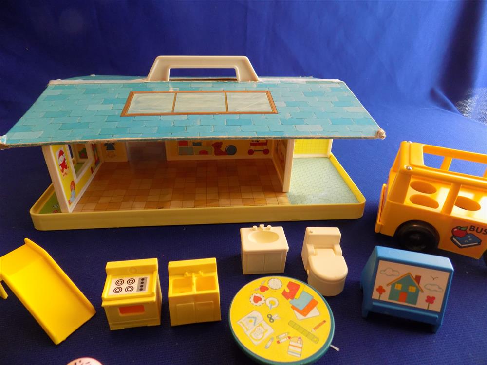 Fisher Price Little People Nursery School #929 Vintage picture 13080