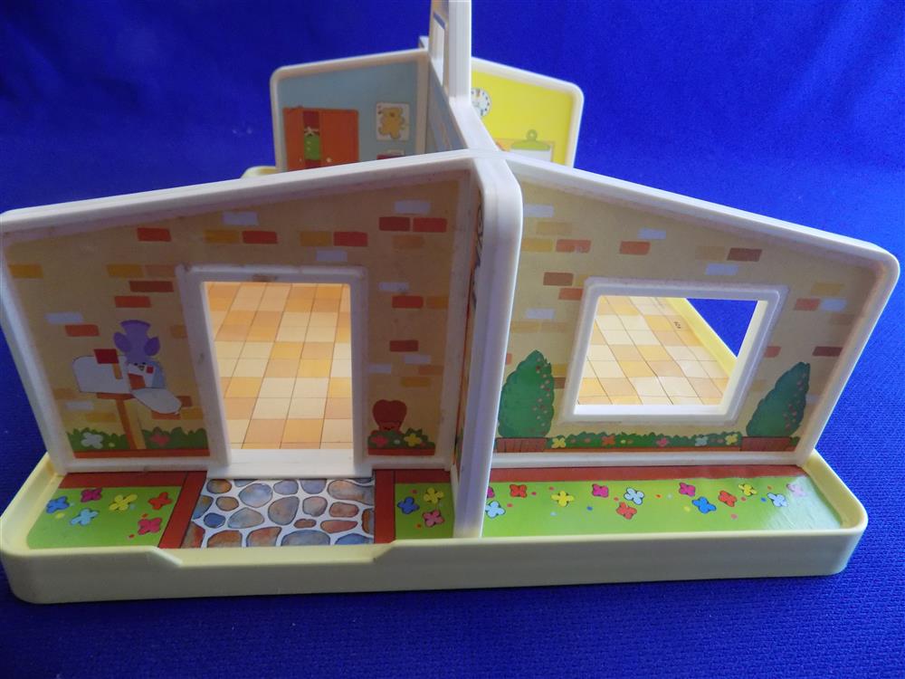 Fisher Price Little People Nursery School #929 Vintage picture 13087