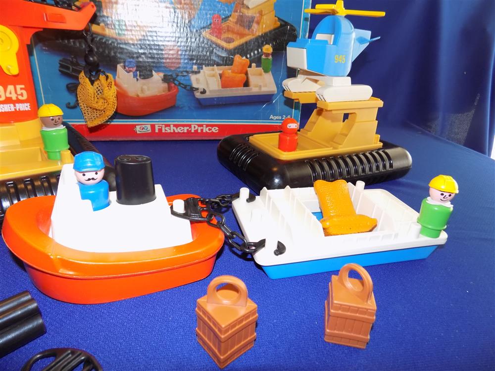 Fisher Price Little People Offshore Cargo Base #945 Mint picture 16223