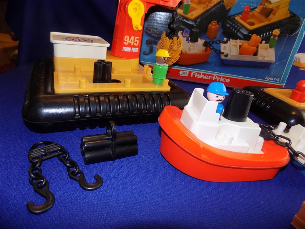 Fisher Price Little People Offshore Cargo Base #945 Mint picture 16224