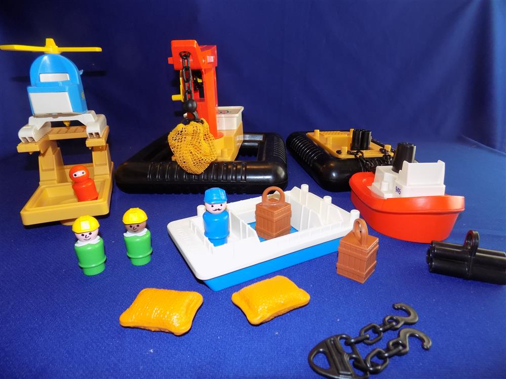 Fisher Price Little People Offshore Cargo Base #945 Mint picture 16225