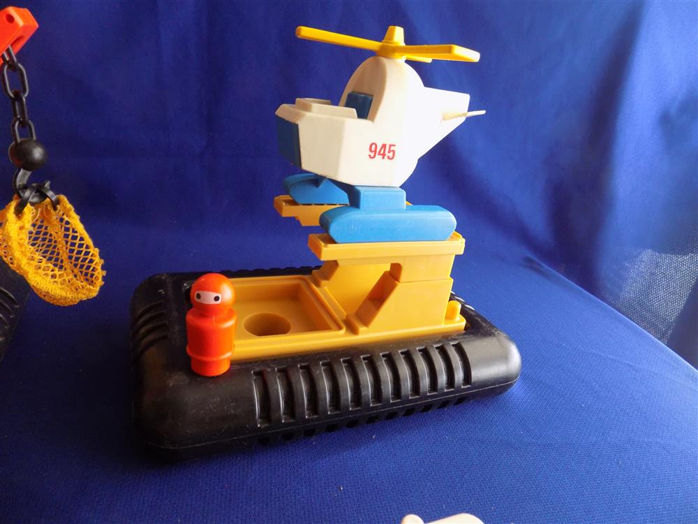 Fisher Price Little People Off Shore Cargo Base #945 Complete in Box picture 17280