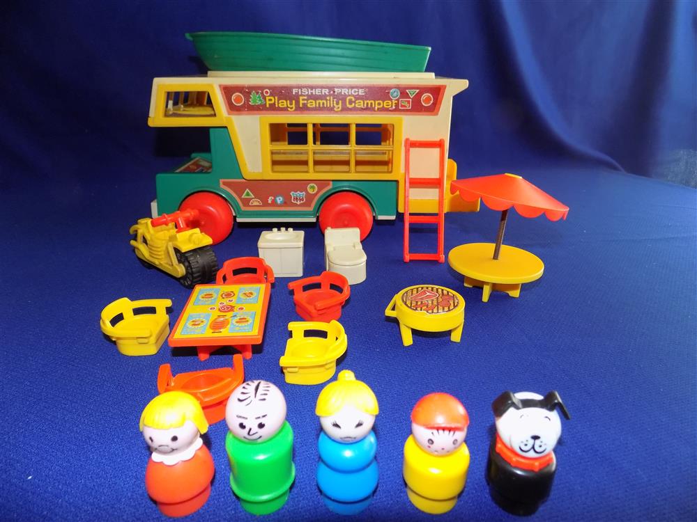 Fisher Price Play Family Camper #994 Complete Plus Extras picture 17298