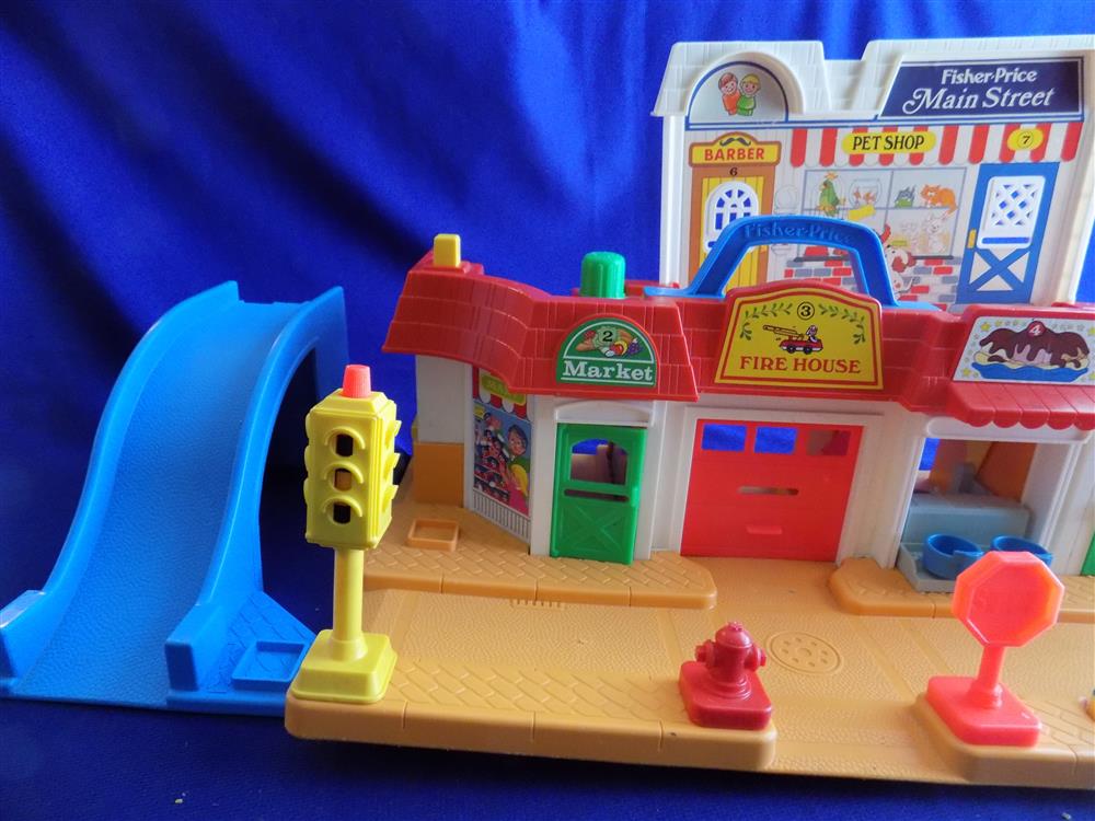 Fisher Price Little People Main Street #2500 Incomplete picture 18346