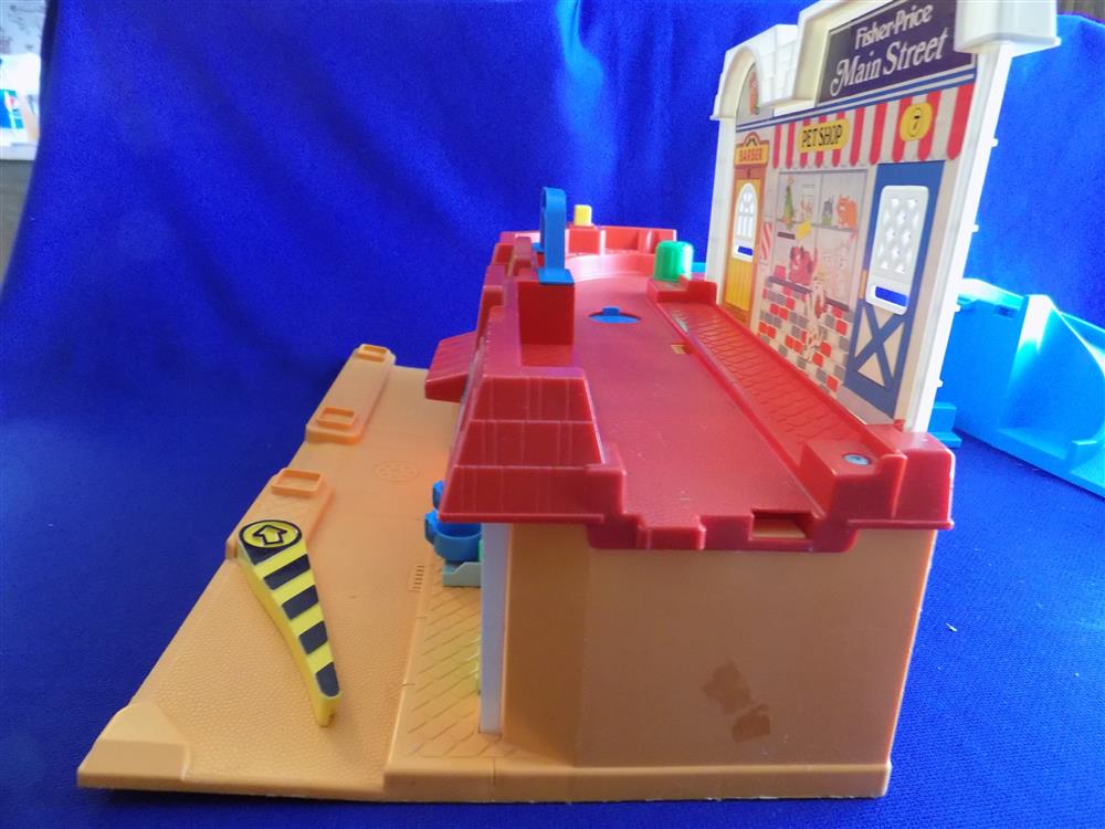 Fisher Price Little People Main Street #2500 Incomplete picture 18349