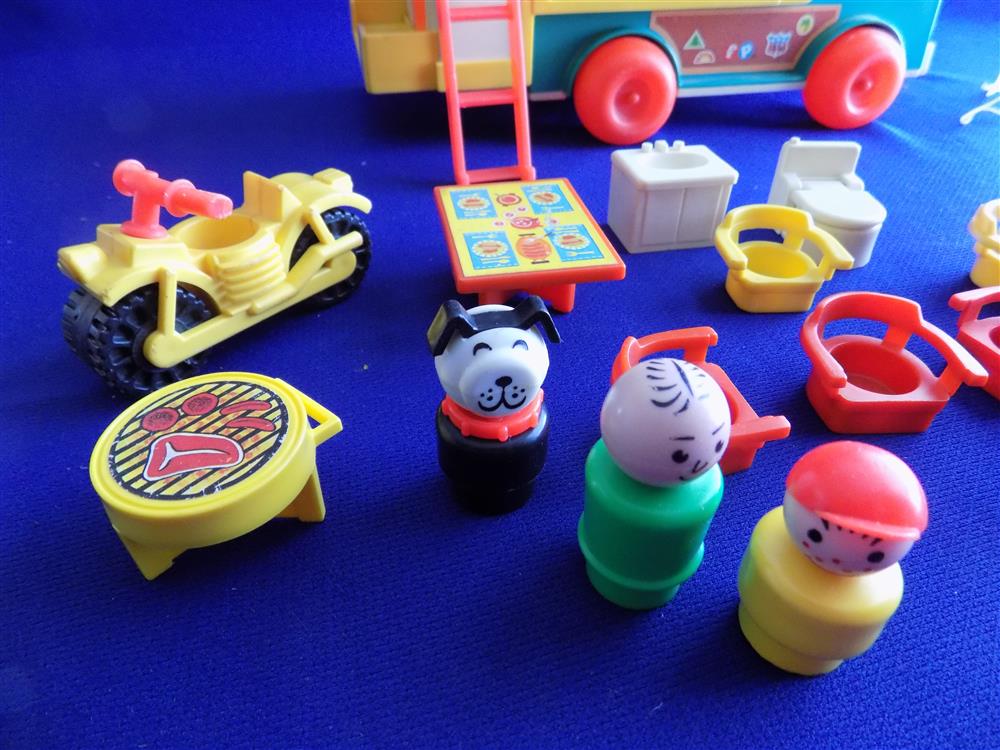 Fisher Price Little People Camper Set #994 Complete and Extras picture 19341