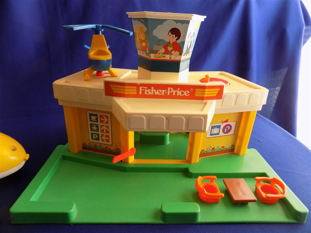 Fisher Price Little People Jetport #2502 Incomplete picture 19350