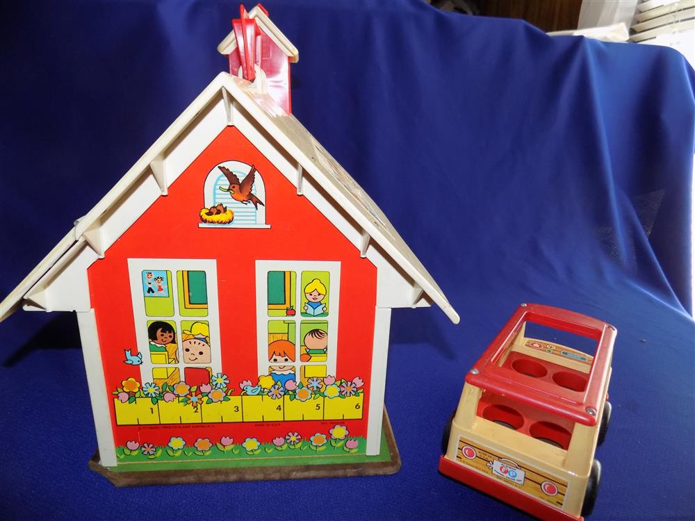 Fisher Price Little People School #923 Not Complete picture 19371