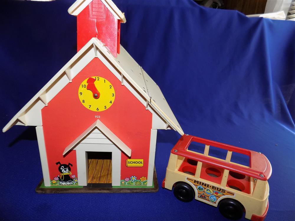 Fisher Price Little People School #923 Not Complete picture 19373