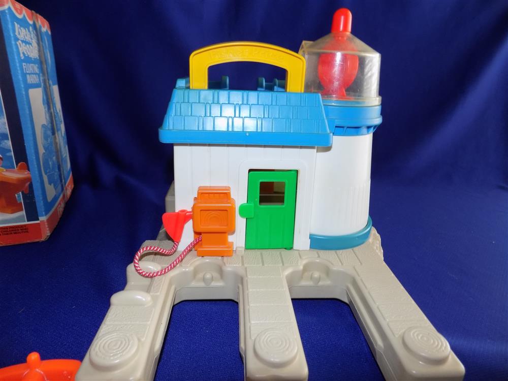 Fisher Price Little People Floating Marina #2582 picture 19358