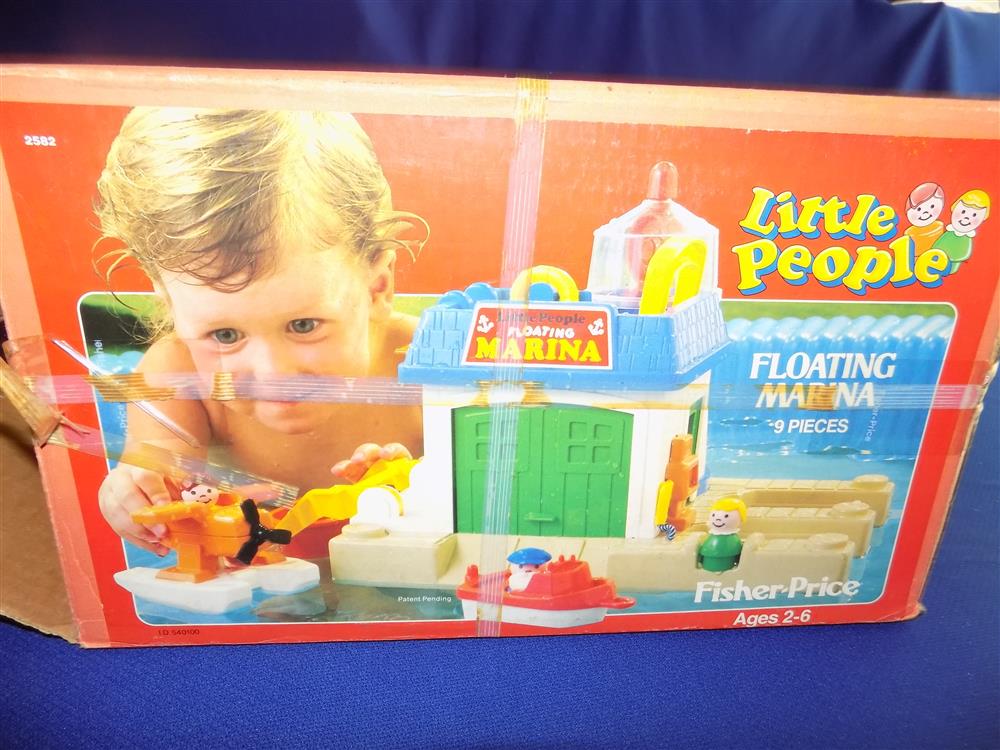 Fisher Price Little People Floating Marina #2582 picture 19363