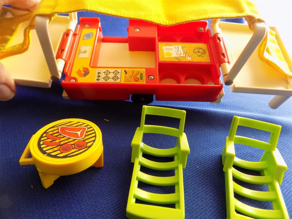 Fisher Price Little People Pop Up Camper #992 1979 picture 19376