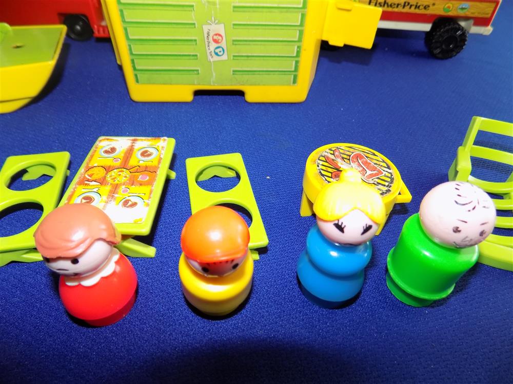 Fisher Price Little People Pop Up Camper #992 Complete Set picture 19398
