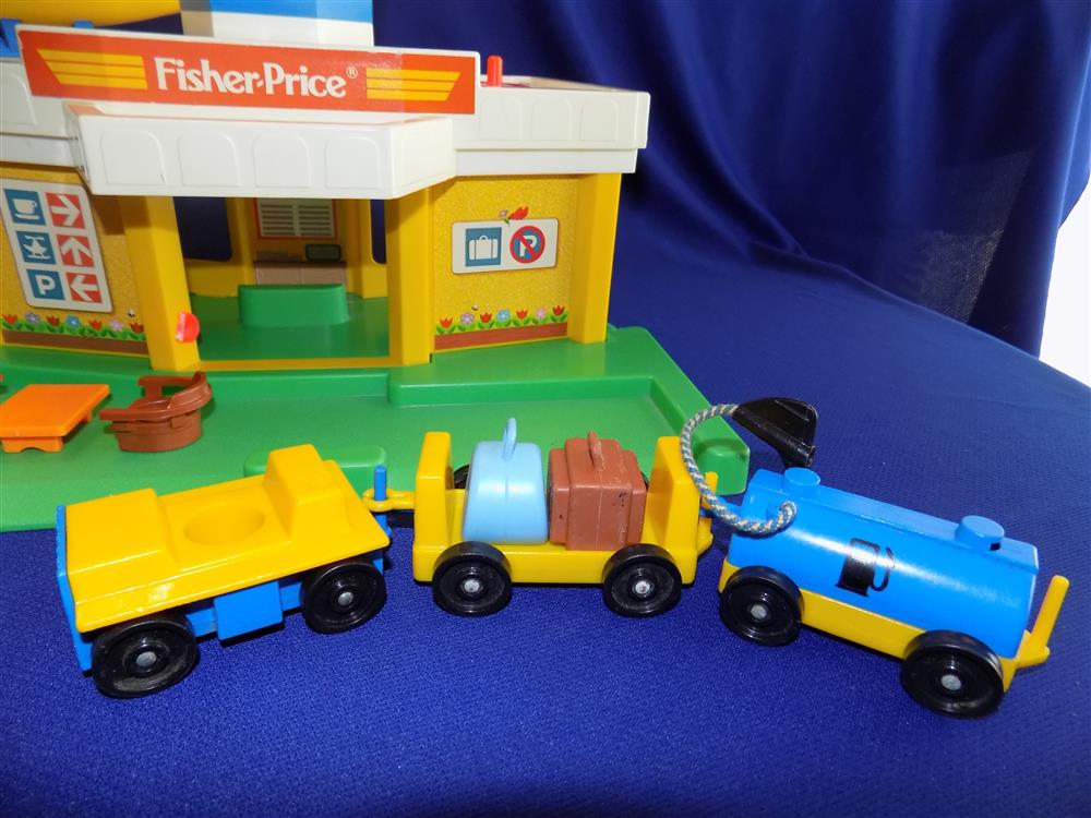 Fisher Price Little People #2502 Jetport Incomplete picture 20376
