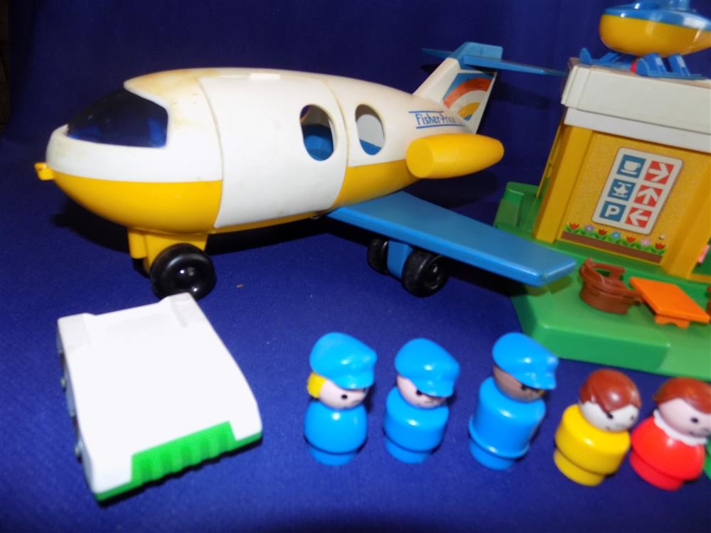 Fisher Price Little People #2502 Jetport Incomplete picture 20378