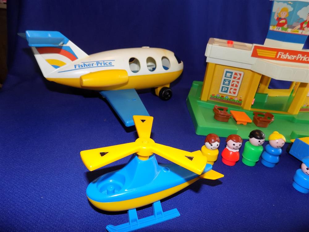 Fisher Price Little People #2502 Jetport Incomplete picture 20379