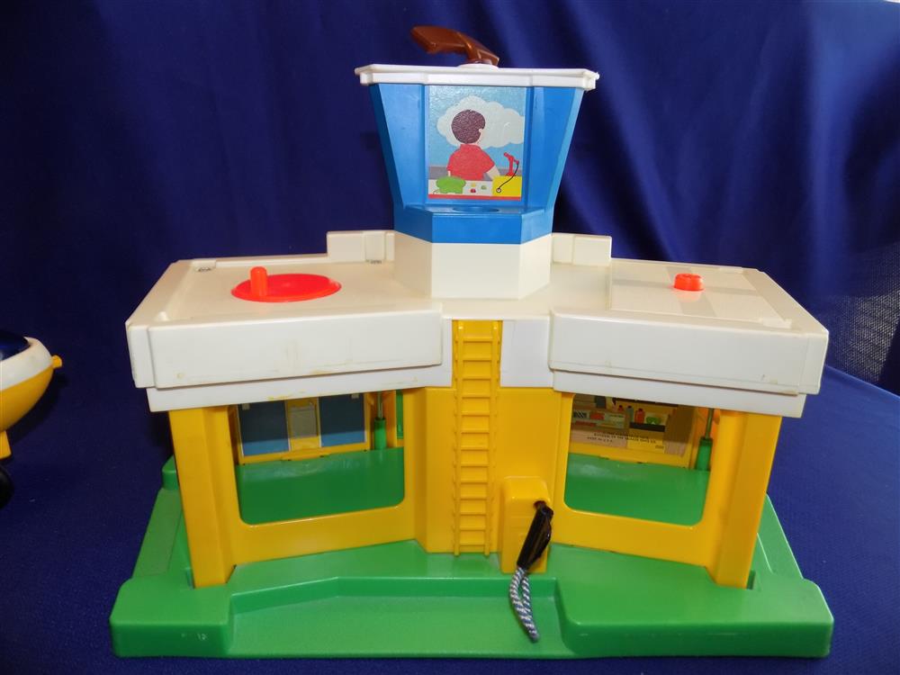 Fisher Price Little People #2502 Jetport Incomplete picture 20381