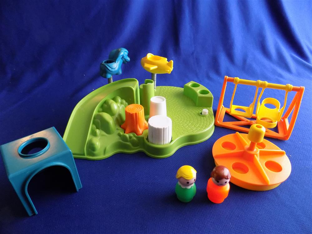 Fisher Price Little People Playground #2525 Complete picture 20384