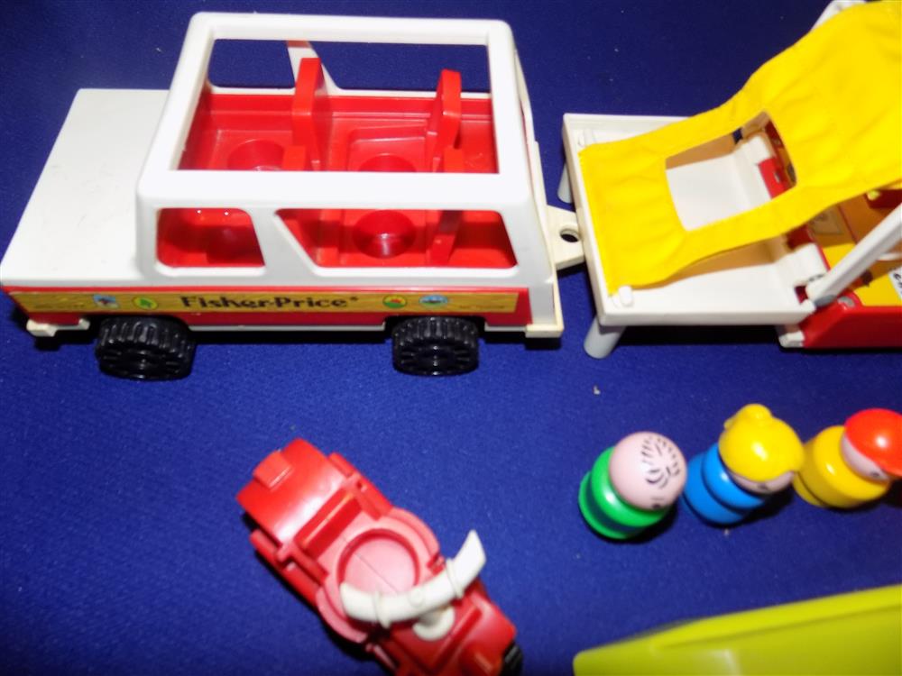 Fisher Price Little People Pop Up Camper #992 Excellent picture 20410