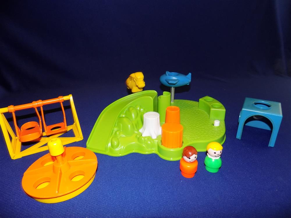 Fisher Price Little People Playground #2525 Near Mint picture 20411