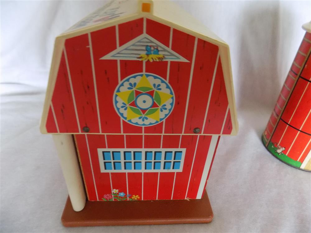 Fisher Price Little People #915 Farm Set Sears 1985 picture 21418
