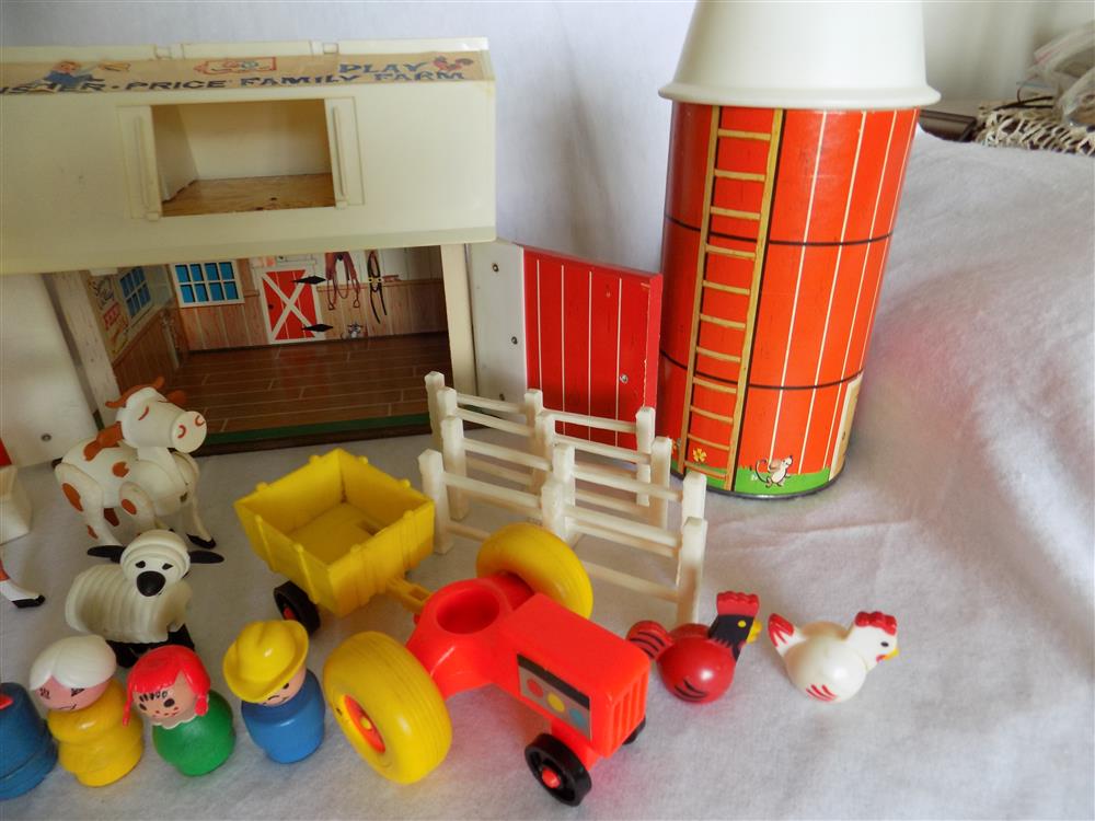 Fisher Price Little People Farm #915 Hex Animals picture 21427