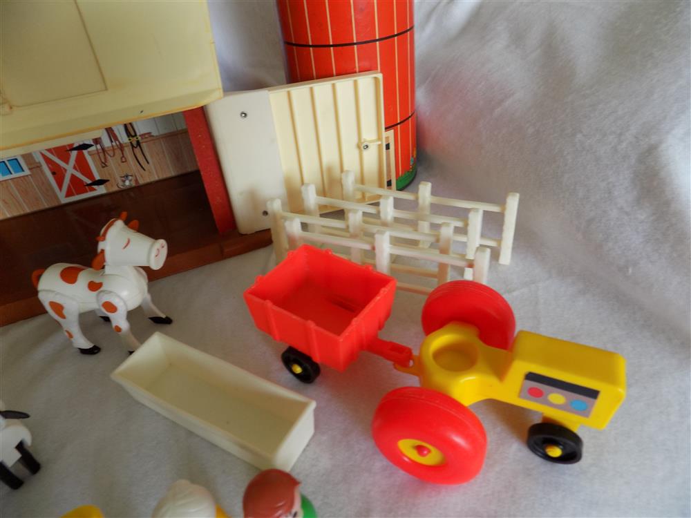 Fisher Price Little People Farm #915 Sears 1985 picture 21439